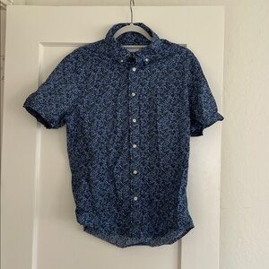 Goodfellow button down shirt